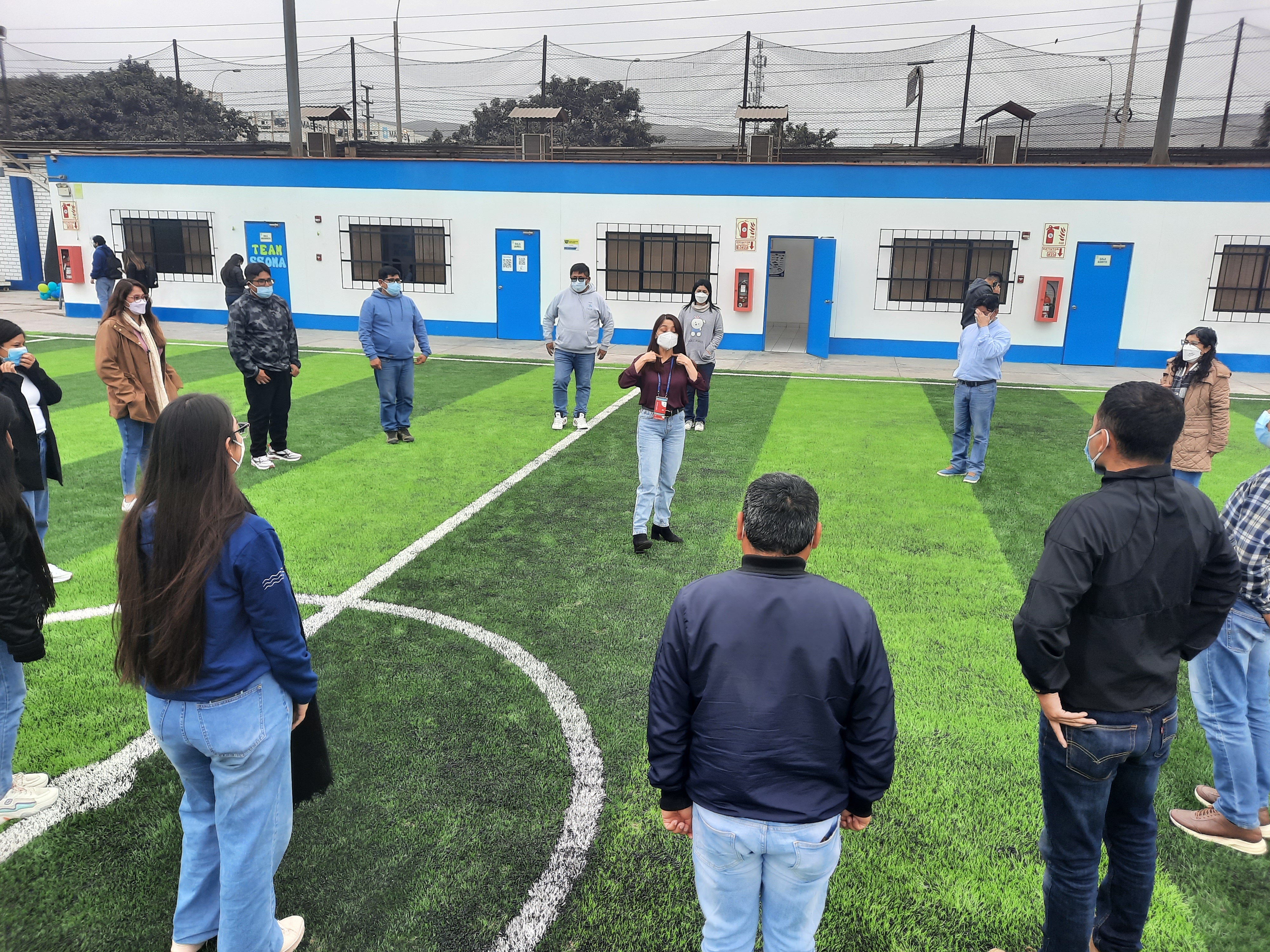 Trabajo colaborativo en entornos industriales.